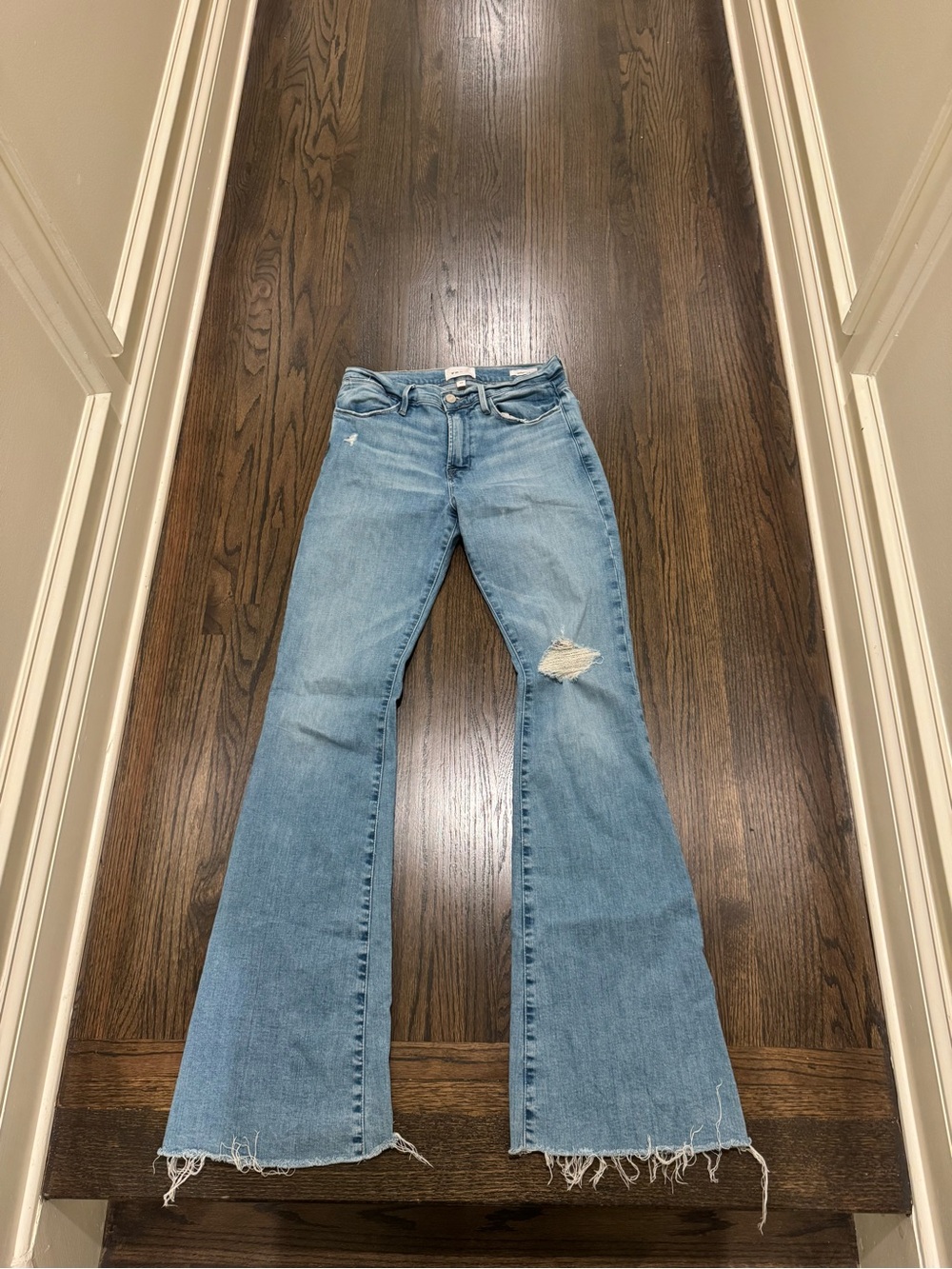 Frame Le High Flare Distressed Women’s Jeans
